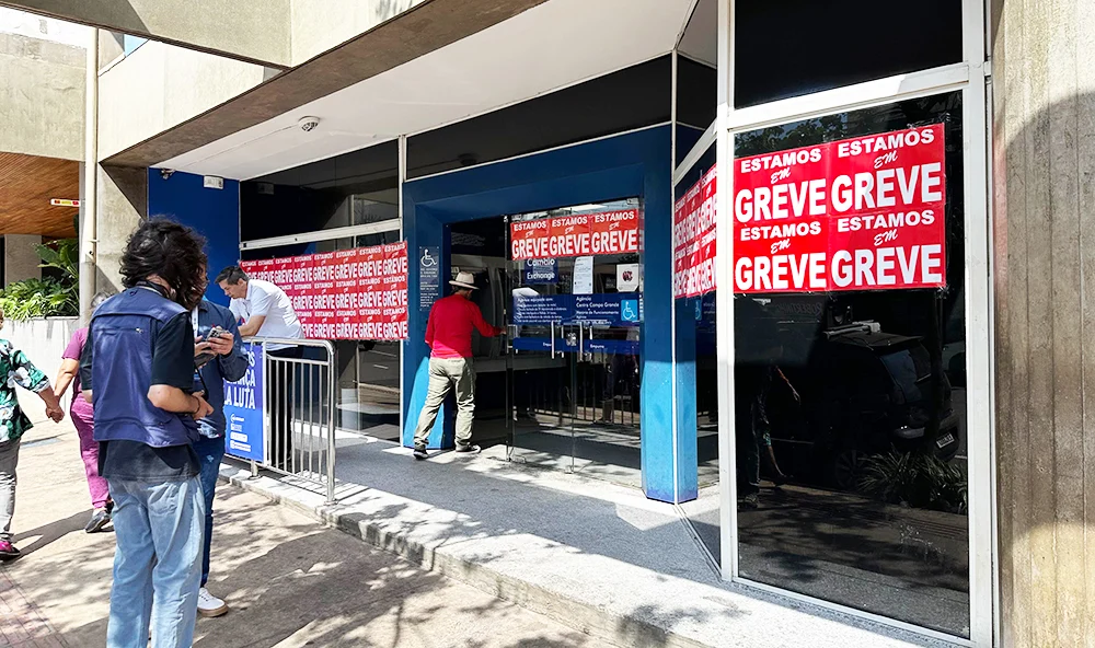 Bancários da Caixa decidem nesta segunda se encerram greve em MS