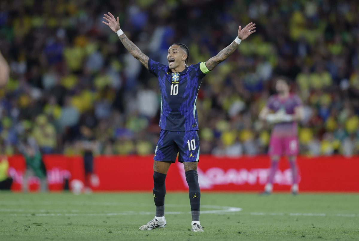 Raphinha é cortado da seleção brasileira após exames apontarem lesão