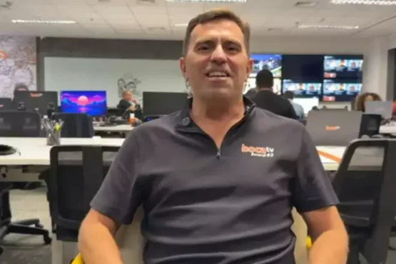 Rodrigo Bocardi falou sobre o afastamento do SBT e as acusações de extorsão durante uma live - Foto: Reprodução/YouTube