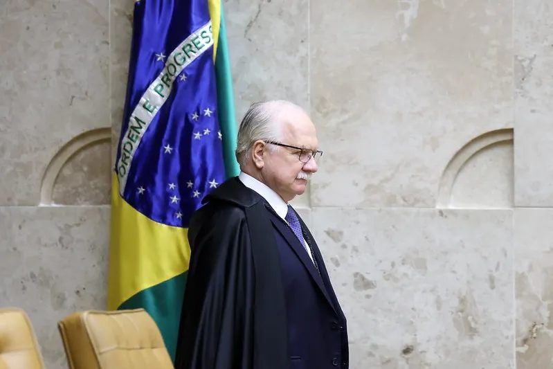 Edson Fachin completa um ano na presidência do STF sob forte crise interna
