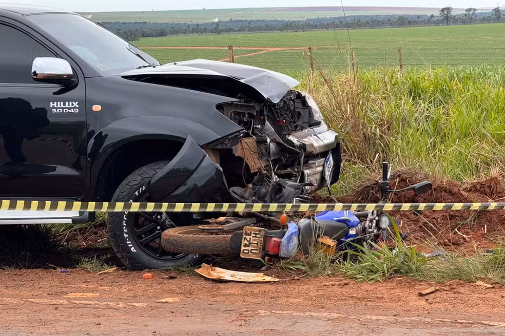Motociclista morre após colisão com caminhonete na MS-141