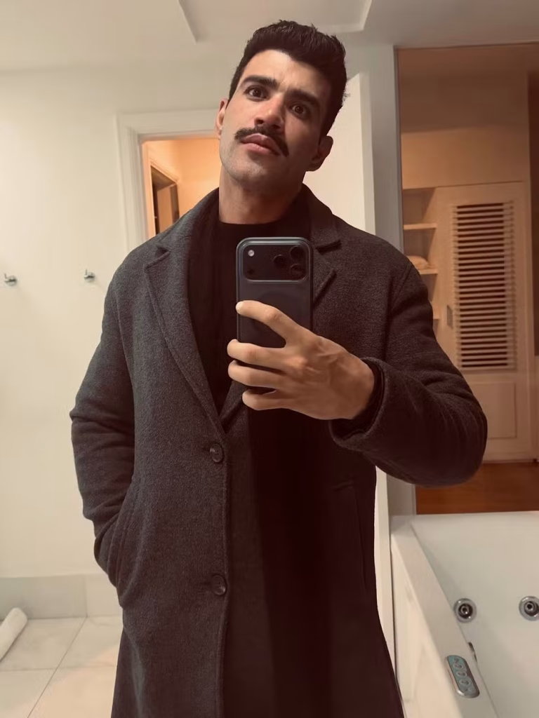 Gusttavo Lima surpreendeu os fãs ao aparecer sem barba nas redes sociais - Foto: Instagram @gusttavolima