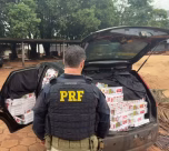 PRF apreendeu cerca de 40 caixas de cigarros contrabandeados após perseguição em Campo Grande - Foto: Divulgação/PRF