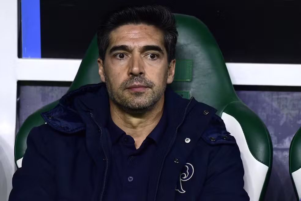 Abel critica limite de jogos no Brasileirão e questiona regra de transferências