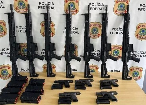 RJ: PF apreende fuzis durante operação contra fraudes no registro de armas