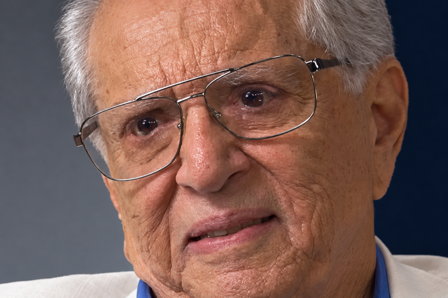 Carlos Alberto de Nóbrega tem cirurgia cardíaca adiada após melhora