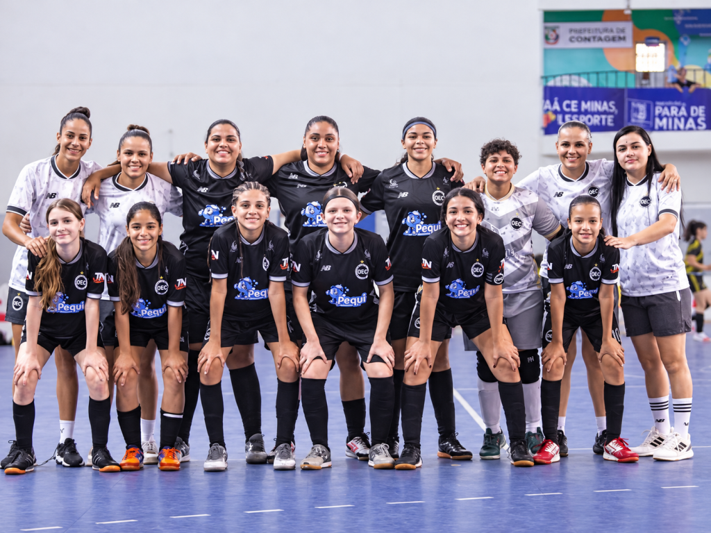 Douradina Esporte Clube está na semifinal da Taça Brasil Sub-15 de Futsal Feminino - Foto: Divulgação/Douradina EC