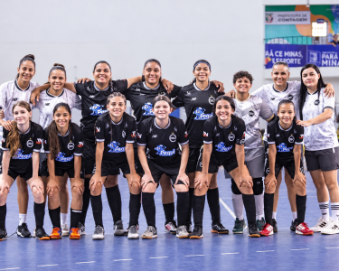 Douradina Esporte Clube está na semifinal da Taça Brasil Sub-15 de Futsal Feminino - Foto: Divulgação/Douradina EC