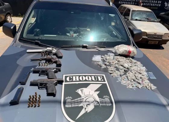 Armas e drogas foram apreendidas durante ação do Batalhão de Choque em Campo Grande - Foto: Divulgação