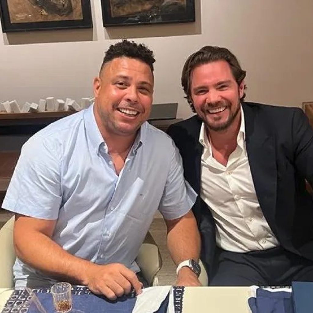 A versão do Cruzeiro para empréstimo de Vorcaro negociado com Ronaldo Fenômeno