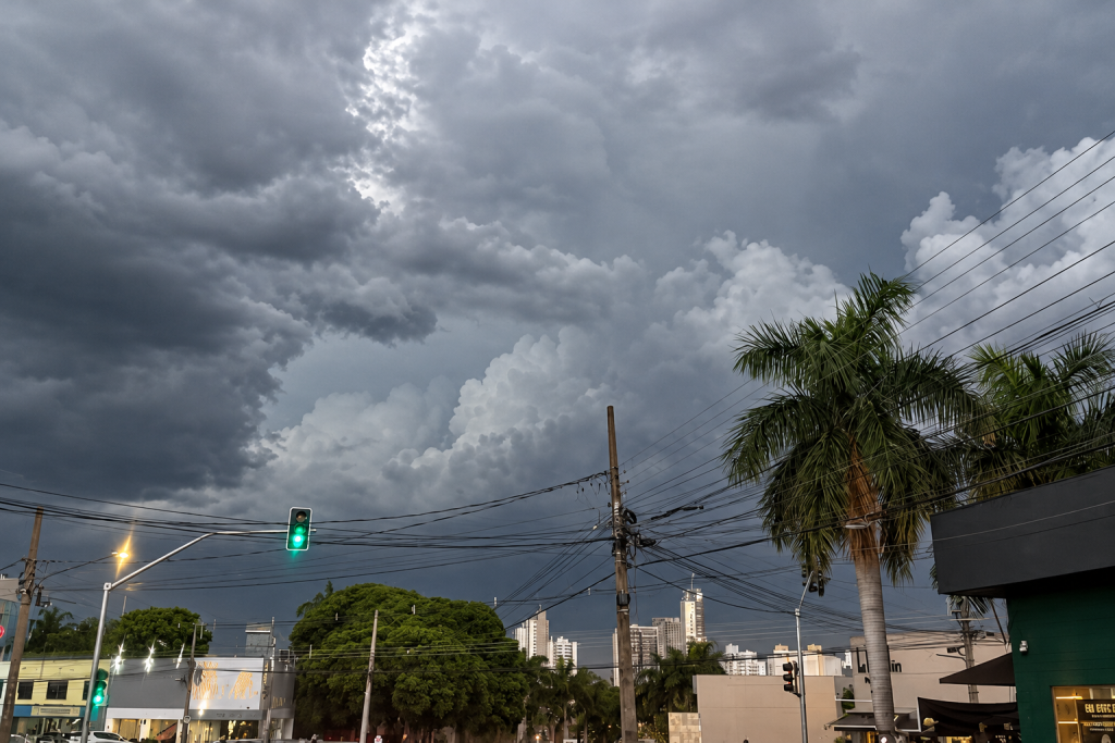 Chuva forte e risco de temporal devem atingir diferentes regiões de Mato Grosso do Sul neste fim de semana - Foto: g1 MS