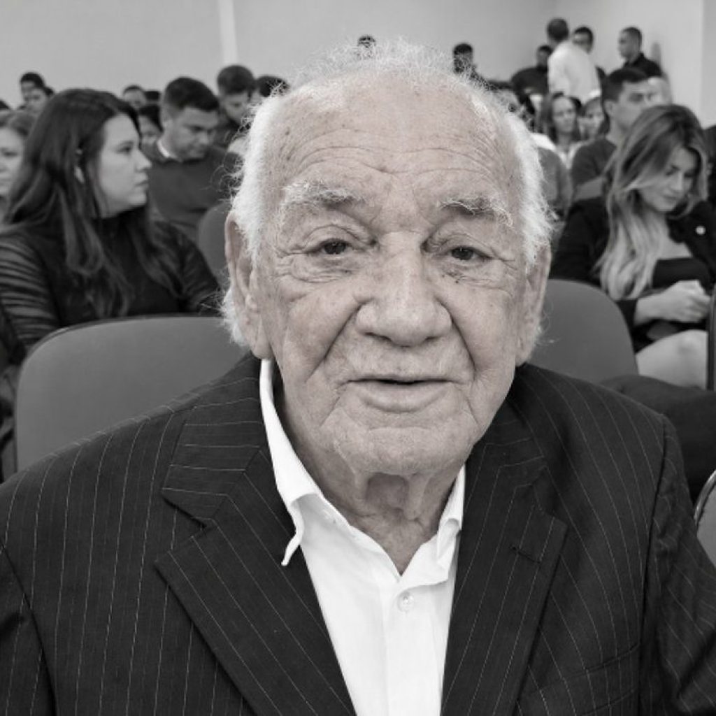 ALEMS recebe moção de Zé Teixeira pelo falecimento de Roberto Razuk