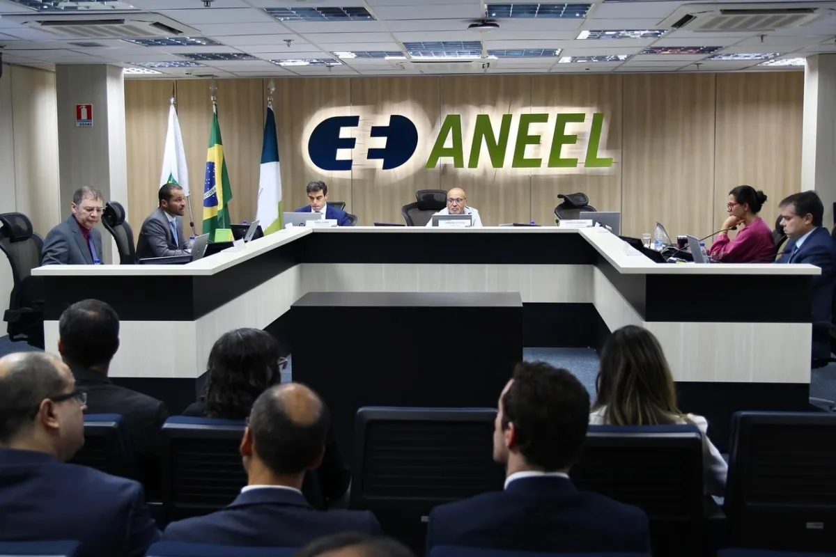 Nova regra da Aneel define divisão de prejuízos em cortes de energia