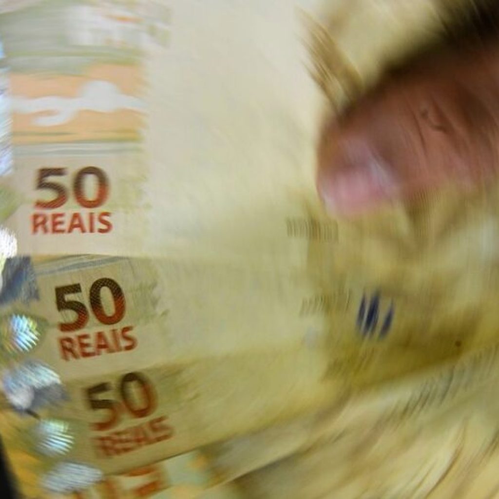 Aposentadoria especial de agentes de saúde pode custar R$ 70 bi aos municípios