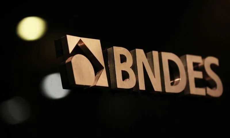 Bndes estuda ser sócio de refinaria de terras raras em minas gerais