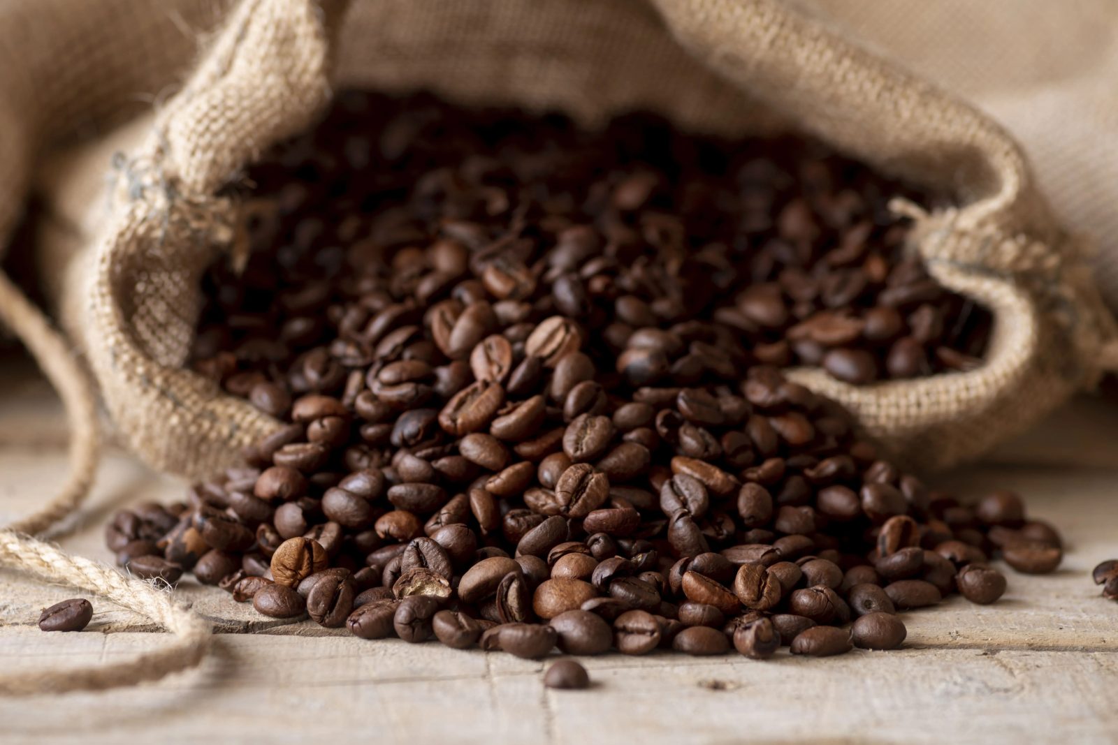 Mercado internacional registra baixa para café e alta para cacau e açúcar