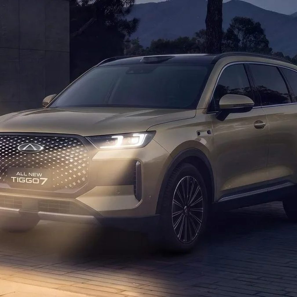 Chery revela nova geração do Tiggo 7 na China com cabine luxuosa e mais tecnologia