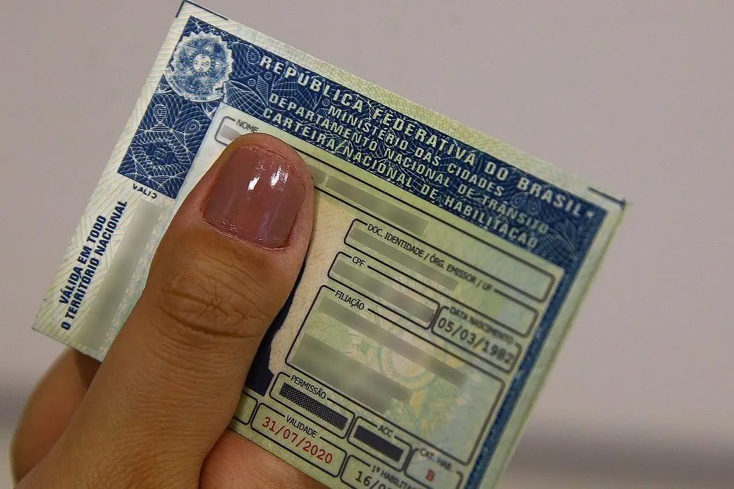Cnh do brasil: saiba como consultar o histórico da carteira de motorista