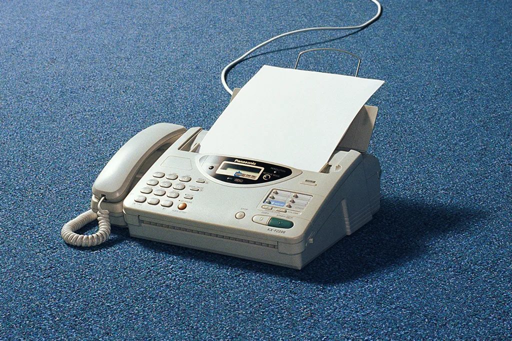 Como funciona o fax e por que essa tecnologia resiste em 2026