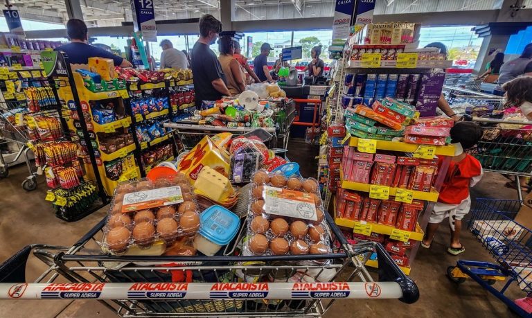 Consumo nos lares acumula alta de 2,70% até setembro, diz Abras