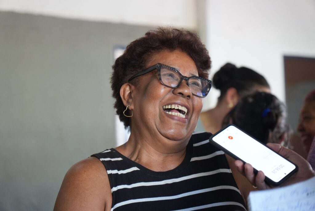 Mãe atípica cria negócio próprio com artesanato sustentável