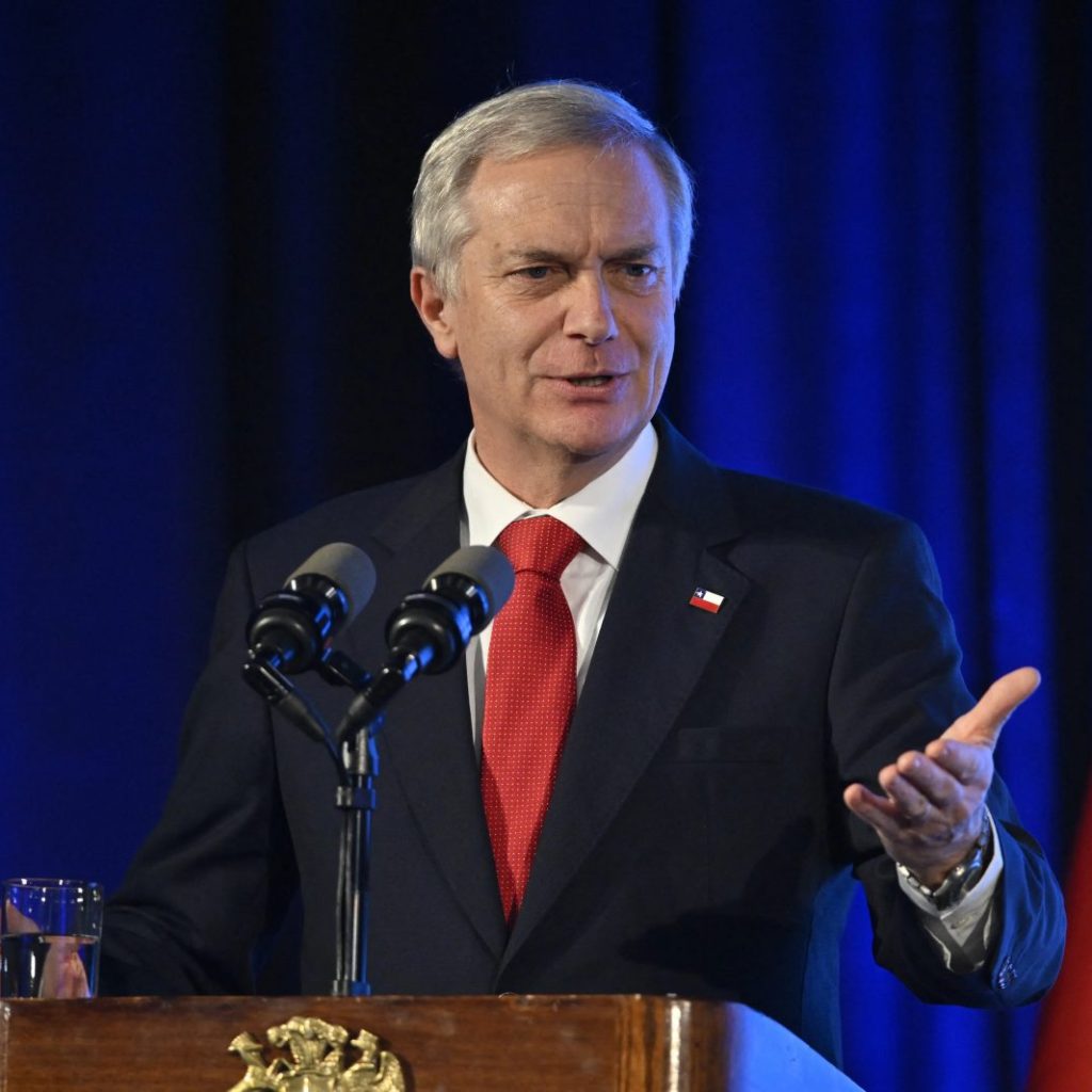 Economia do Chile perde força sob Kast, e projeção de crescimento cai para menos de 1%