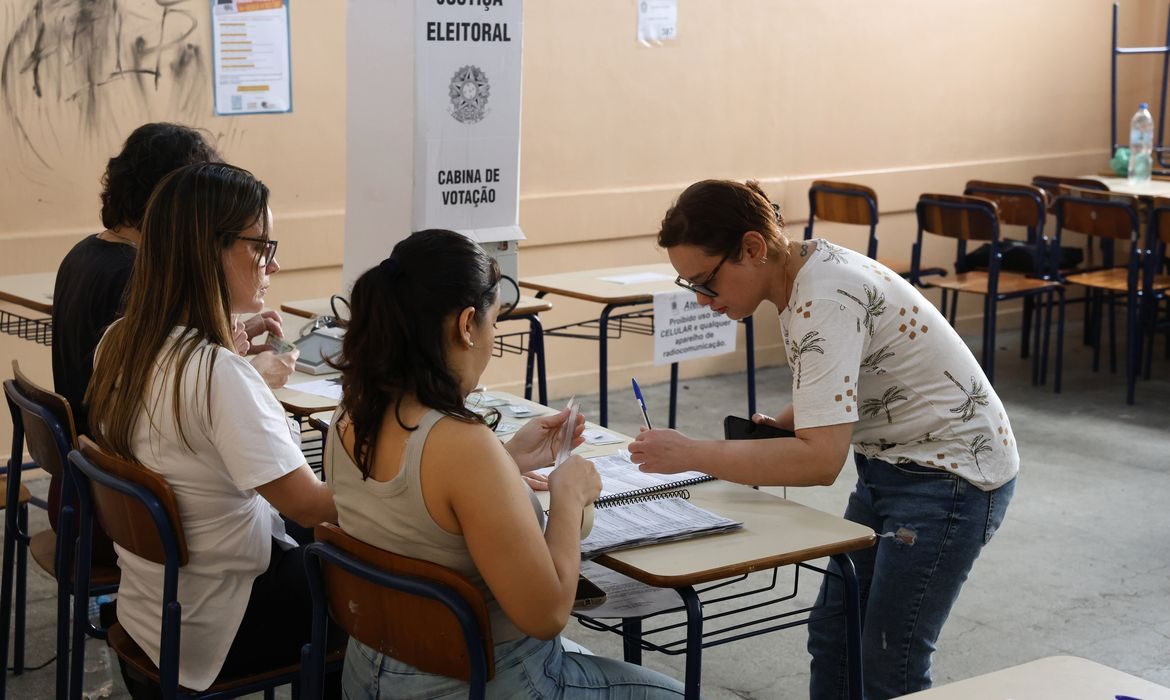 Quem faltou no primeiro turno pode votar no segundo turno das Eleições 2026