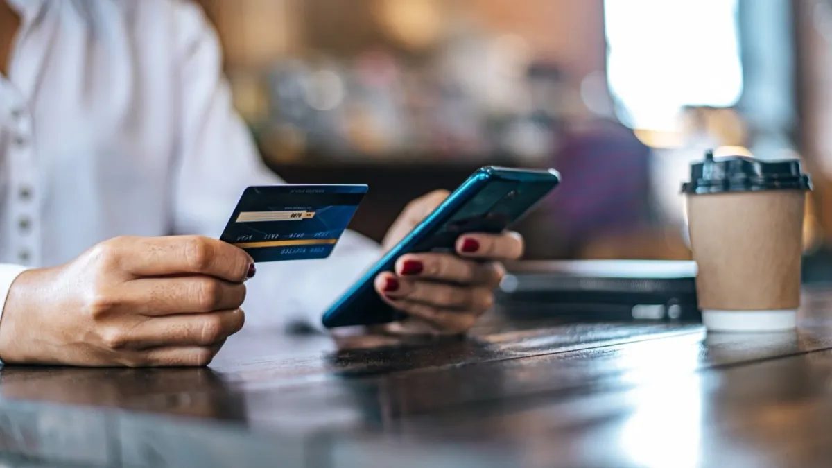 Cartão de crédito para MEI: como funciona e vantagens para o CNPJ