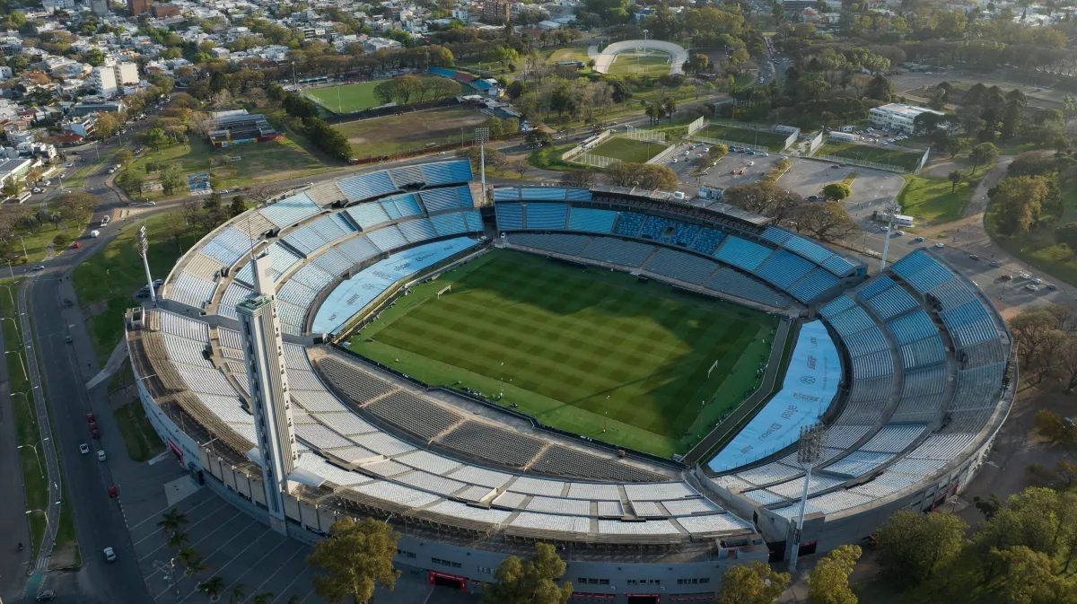 Estudiantes e Palmeiras reeditam no Uruguai a finalíssima da Libertadores de 1968