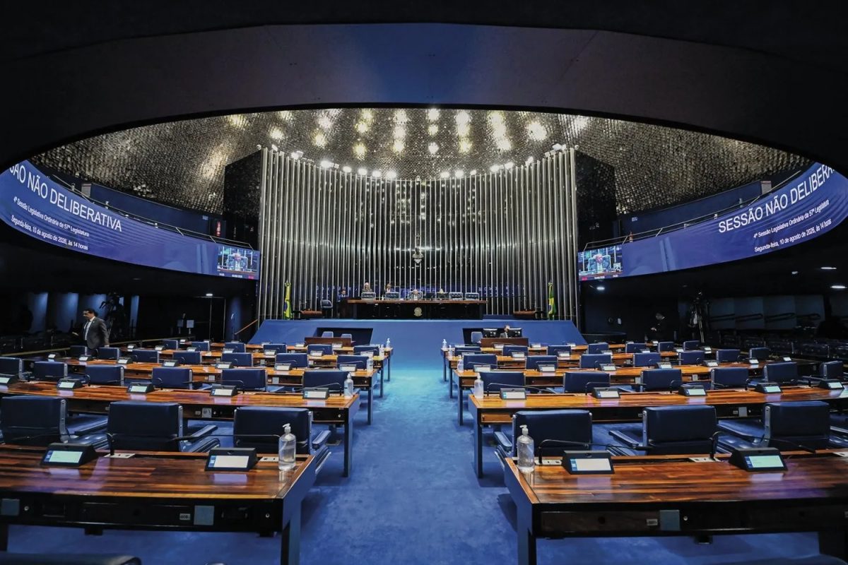 Fim da escala 6×1 ganha espaço no senado com início de debates na terça-feira