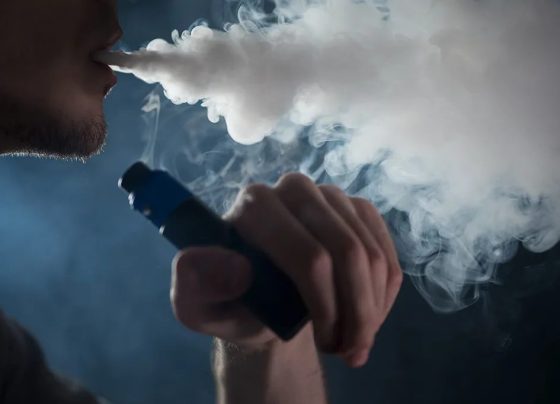 Impacto nos pulmões pode ser maior com vape do que com cigarro convencional