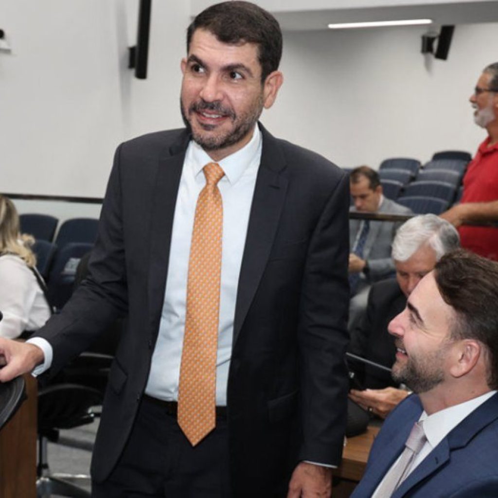 Jamilson Name solicita implantação de terceira pista na MS-080, em Corguinho