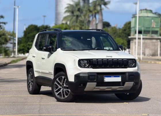 Jeep Renegade Sahara MHEV: como é a convivência diária com o SUV híbrido