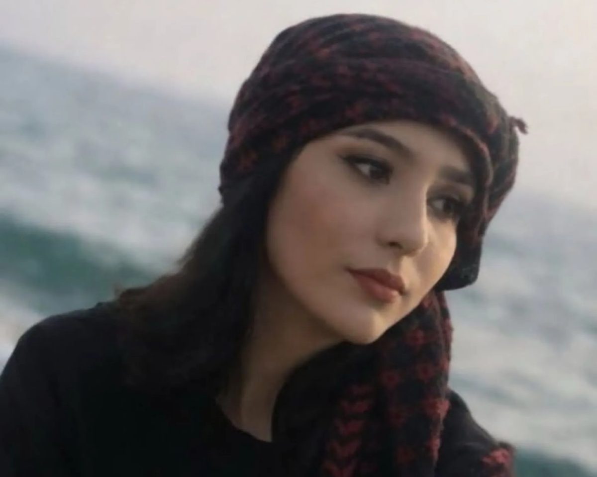 Estudante iraniana de 23 anos pega pena de morte por postagem