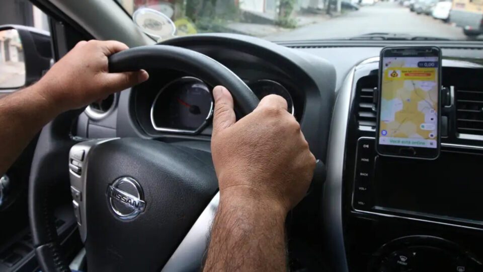 Juíza rejeita pedido para obrigar Uber a fornecer banheiros a motoristas