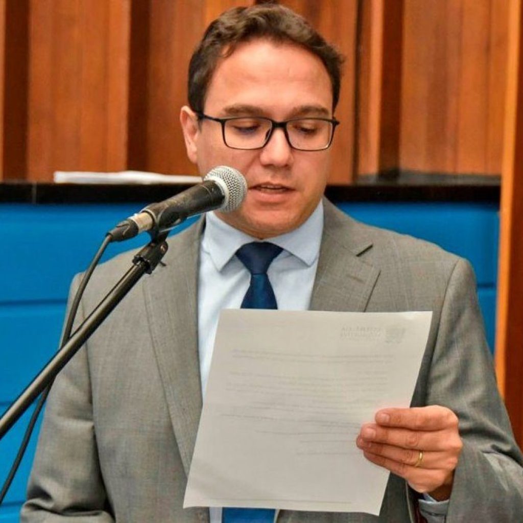 Lei: Laboratório do Hospital Regional recebe denominação