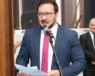 Lei: Norma adéqua legislação e institui o Outubrinho Rosa em Mato Grosso do Sul