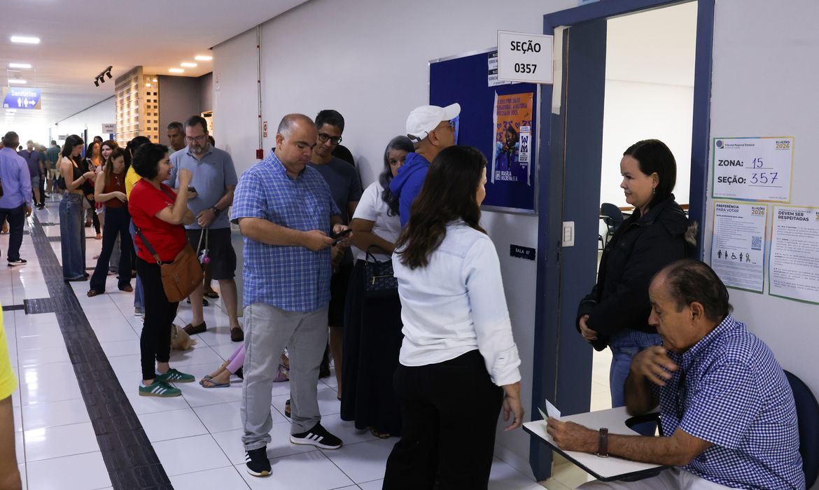 TSE muda local de votação de mais de 4,3 mil seções no segundo turno