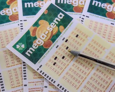 Mega-Sena não tem acertador e prêmio vai a R$ 200 milhões