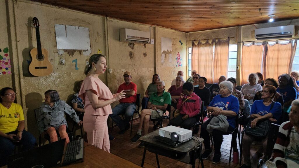 Mês do idoso movimenta centros de convivência e CRAS em Campo Grande
