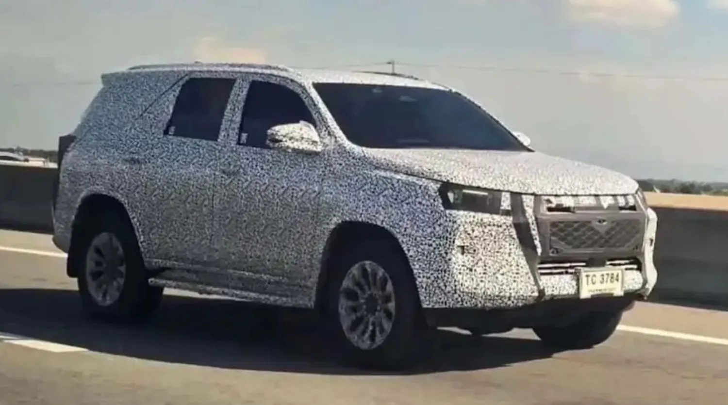 Novo toyota sw4 2028 tem estreia global confirmada para dezembro