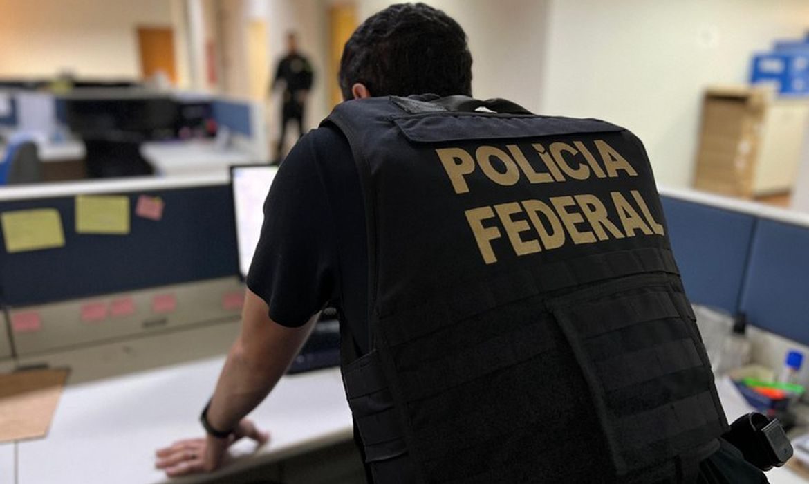 Polícia Federal deflagra operação contra crimes eleitorais no Ceará