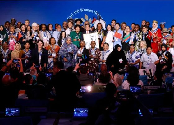 Pescadoras brasileiras recebem título de heroínas em premiação da FAO
