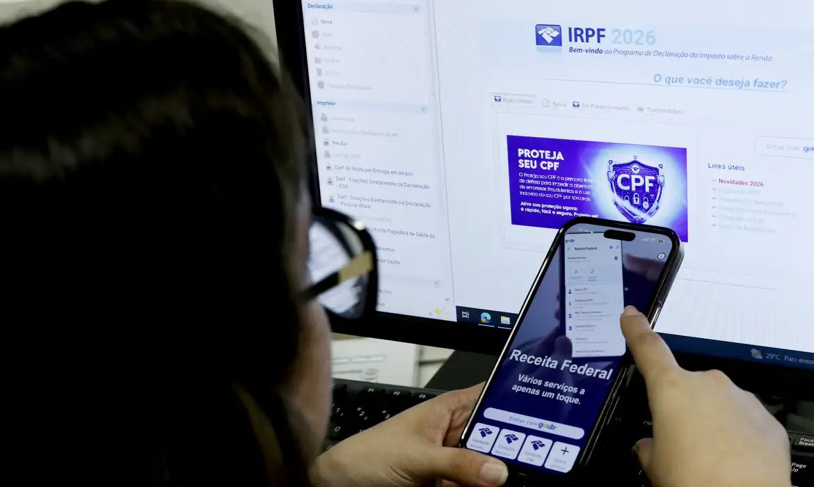 Receita Federal envia cartas para 498 mil contribuintes na malha fina