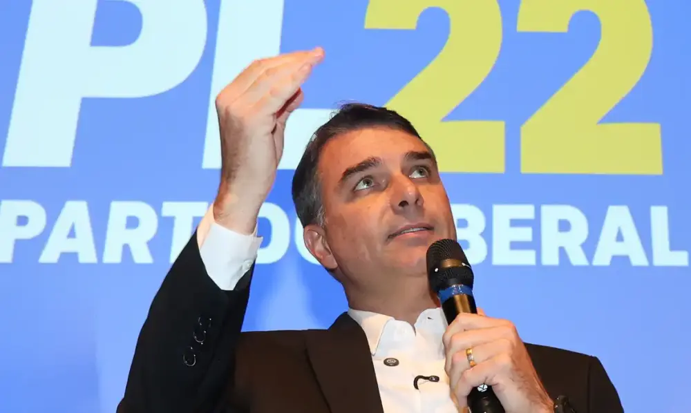 PL convoca fiscais a voltar aos locais de votação após decisão de Zanin
