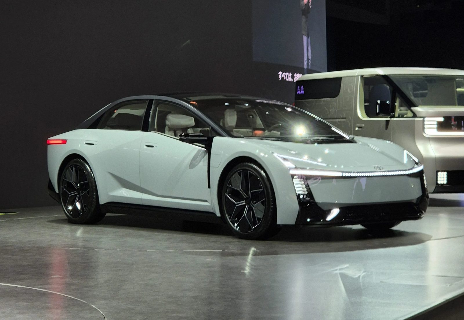 Toyota Corolla ganha motor 1.5 inédito e plataforma versátil para eletrificados