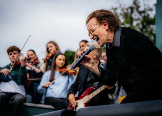 U2 fará show no intervalo de jogo da NFL; saiba como assistir