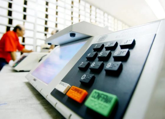 Vai votar fora da cidade? Entenda o que é voto em trânsito e regras