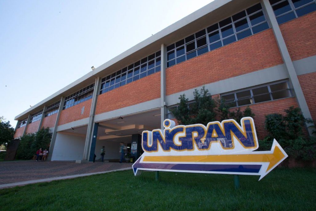 Unigran completa 50 anos e recebe homenagem na Assembleia Legislativa de MS