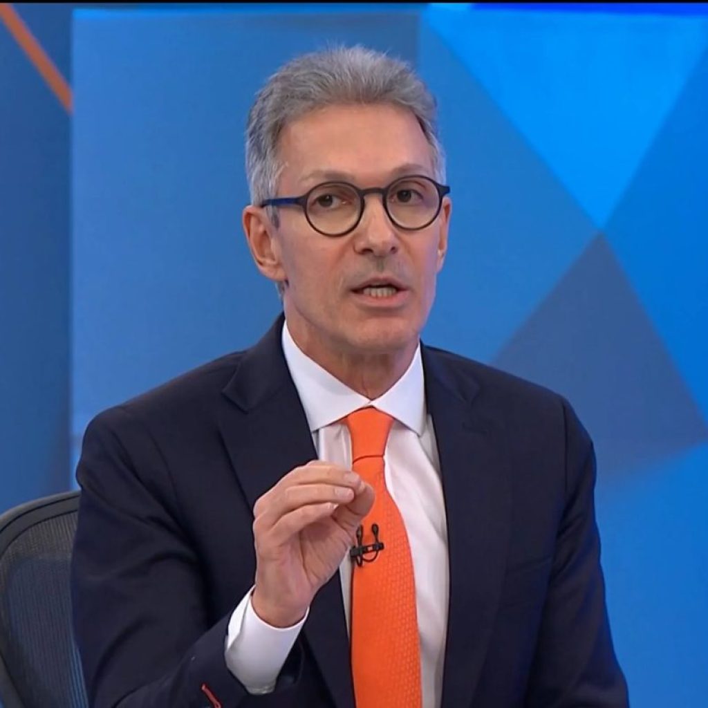 Zema deve formalizar apoio a Flávio logo após encerramento de apuração dos votos